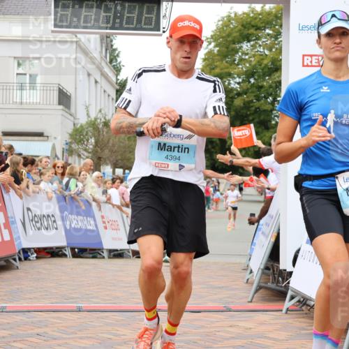 31.08.2025 - 21. Blankeneser Heldenlauf Strokosch-Dieckow http://msf.ph/oto/8685801 31.08.2025 12:00:38 Ziel 5784, 4144, 4394, 4395, 4333 meine-sportfotos.de
