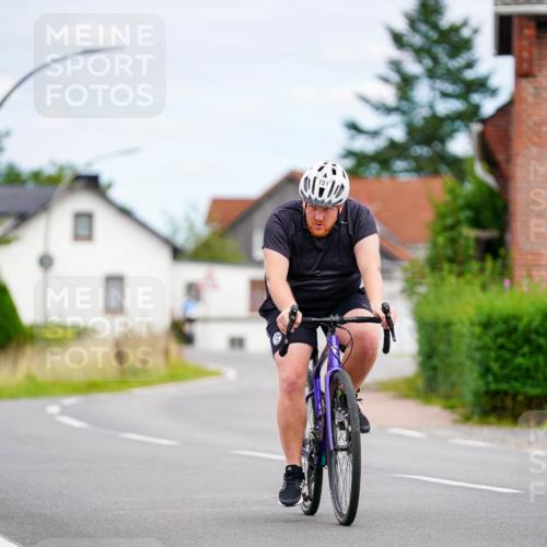 31.08.2025 - Elbe Triathlon Hamburg Michael Burmester http://msf.ph/oto/8685814 31.08.2025 14:13:23 Radfahren 151 meine-sportfotos.de
