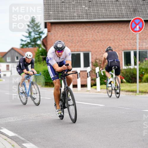 31.08.2025 - Elbe Triathlon Hamburg Michael Burmester http://msf.ph/oto/8685829 31.08.2025 14:13:40 Radfahren  meine-sportfotos.de