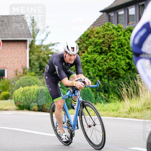 31.08.2025 - Elbe Triathlon Hamburg Michael Burmester http://msf.ph/oto/8685832 31.08.2025 14:13:41 Radfahren  meine-sportfotos.de