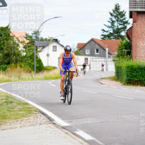 31.08.2025 - Elbe Triathlon Hamburg Michael Burmester http://msf.ph/oto/8685896 31.08.2025 14:14:19 Radfahren 153 meine-sportfotos.de
