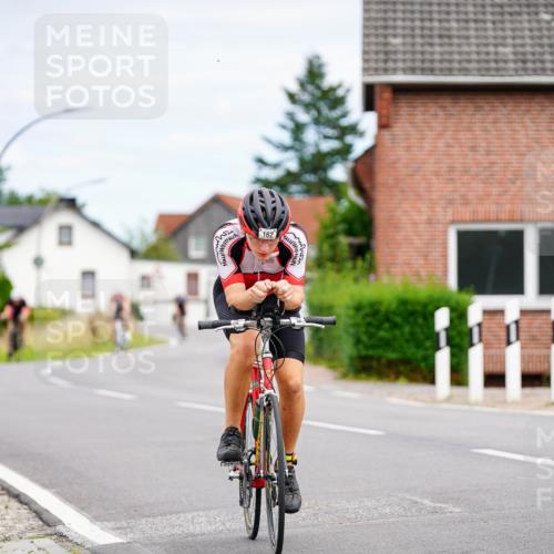 31.08.2025 - Elbe Triathlon Hamburg Michael Burmester http://msf.ph/oto/8685925 31.08.2025 14:14:32 Radfahren  meine-sportfotos.de
