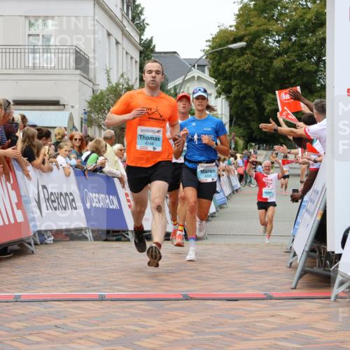 31.08.2025 - 21. Blankeneser Heldenlauf Strokosch-Dieckow http://msf.ph/oto/8685930 31.08.2025 12:00:35 Ziel 5784, 4144, 4394, 4395, 4333 meine-sportfotos.de