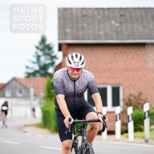 31.08.2025 - Elbe Triathlon Hamburg Michael Burmester http://msf.ph/oto/8685951 31.08.2025 14:14:43 Radfahren 158 meine-sportfotos.de
