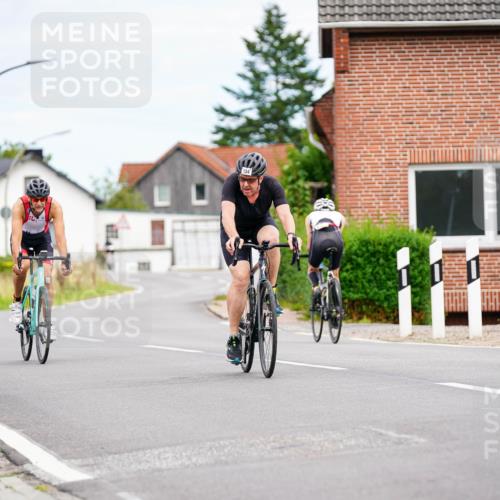 31.08.2025 - Elbe Triathlon Hamburg Michael Burmester http://msf.ph/oto/8685966 31.08.2025 14:14:54 Radfahren 127 meine-sportfotos.de