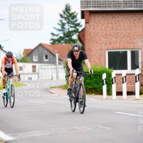 31.08.2025 - Elbe Triathlon Hamburg Michael Burmester http://msf.ph/oto/8685970 31.08.2025 14:14:55 Radfahren 127 meine-sportfotos.de