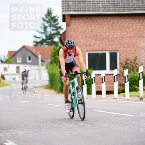 31.08.2025 - Elbe Triathlon Hamburg Michael Burmester http://msf.ph/oto/8685974 31.08.2025 14:14:56 Radfahren 127 meine-sportfotos.de