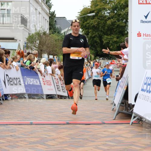 31.08.2025 - 21. Blankeneser Heldenlauf Strokosch-Dieckow http://msf.ph/oto/8685978 31.08.2025 12:00:32 Ziel 5784, 4144, 4394, 4395 meine-sportfotos.de
