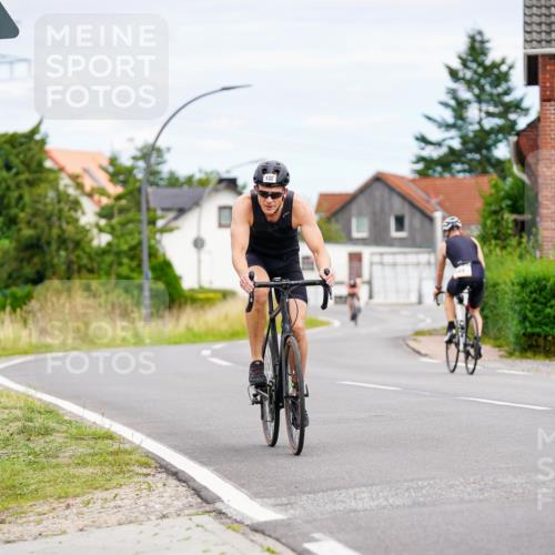 31.08.2025 - Elbe Triathlon Hamburg Michael Burmester http://msf.ph/oto/8685990 31.08.2025 14:15:11 Radfahren  meine-sportfotos.de