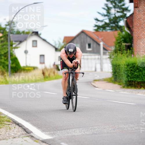 31.08.2025 - Elbe Triathlon Hamburg Michael Burmester http://msf.ph/oto/8685996 31.08.2025 14:15:17 Radfahren  meine-sportfotos.de