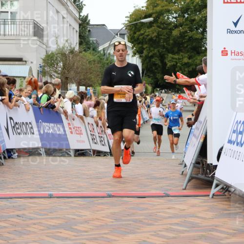 31.08.2025 - 21. Blankeneser Heldenlauf Strokosch-Dieckow http://msf.ph/oto/8685997 31.08.2025 12:00:32 Ziel 5784, 4144, 4394, 4395 meine-sportfotos.de