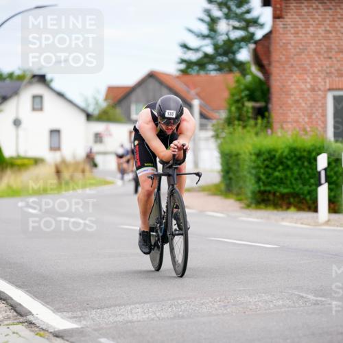 31.08.2025 - Elbe Triathlon Hamburg Michael Burmester http://msf.ph/oto/8685999 31.08.2025 14:15:17 Radfahren  meine-sportfotos.de