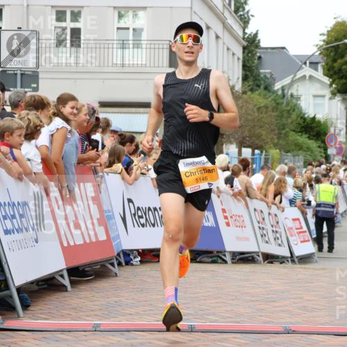 31.08.2025 - 21. Blankeneser Heldenlauf Strokosch-Dieckow http://msf.ph/oto/8686052 31.08.2025 12:00:19 Ziel 5146, 4218, 4304 meine-sportfotos.de