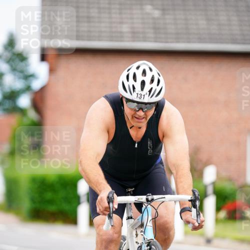 31.08.2025 - Elbe Triathlon Hamburg Michael Burmester http://msf.ph/oto/8686073 31.08.2025 14:16:16 Radfahren 131, 145 meine-sportfotos.de