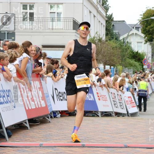 31.08.2025 - 21. Blankeneser Heldenlauf Strokosch-Dieckow http://msf.ph/oto/8686084 31.08.2025 12:00:19 Ziel 5146, 4218, 4304 meine-sportfotos.de