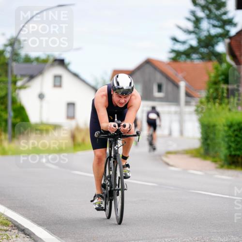 31.08.2025 - Elbe Triathlon Hamburg Michael Burmester http://msf.ph/oto/8686130 31.08.2025 14:16:54 Radfahren 141 meine-sportfotos.de