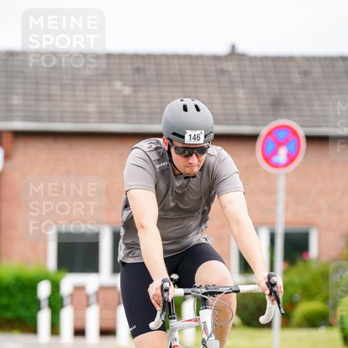 31.08.2025 - Elbe Triathlon Hamburg Michael Burmester http://msf.ph/oto/8686144 31.08.2025 14:17:06 Radfahren 130, 146 meine-sportfotos.de