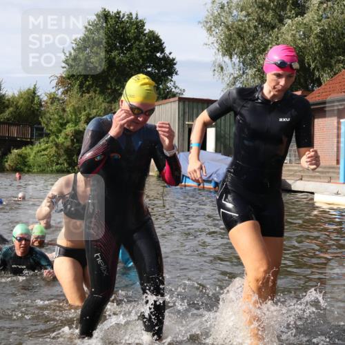 31.08.2025 - Elbe Triathlon Hamburg Luisa Fischer http://msf.ph/oto/8686165 31.08.2025 10:43:09 Schwimmen 1346, 1347, 1349, 1351, 1380, 1414, 1443, 1462, 1504 meine-sportfotos.de