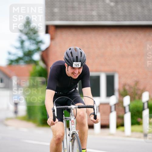 31.08.2025 - Elbe Triathlon Hamburg Michael Burmester http://msf.ph/oto/8686166 31.08.2025 14:17:25 Radfahren 125, 144 meine-sportfotos.de