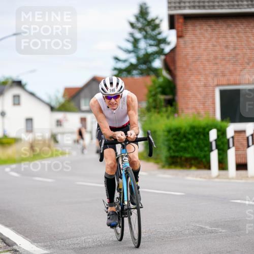 31.08.2025 - Elbe Triathlon Hamburg Michael Burmester http://msf.ph/oto/8686177 31.08.2025 14:17:33 Radfahren 140 meine-sportfotos.de