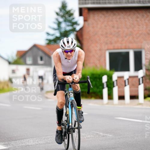31.08.2025 - Elbe Triathlon Hamburg Michael Burmester http://msf.ph/oto/8686180 31.08.2025 14:17:33 Radfahren 140 meine-sportfotos.de