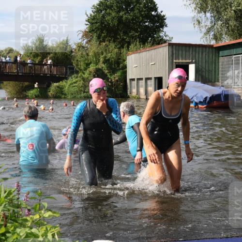 31.08.2025 - Elbe Triathlon Hamburg Luisa Fischer http://msf.ph/oto/8686186 31.08.2025 10:43:18 Schwimmen 1346, 1347, 1349, 1374, 1380, 1409, 1431, 1493 meine-sportfotos.de