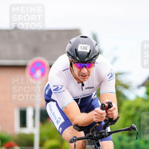 31.08.2025 - Elbe Triathlon Hamburg Michael Burmester http://msf.ph/oto/8686194 31.08.2025 14:17:37 Radfahren 140, 149 meine-sportfotos.de