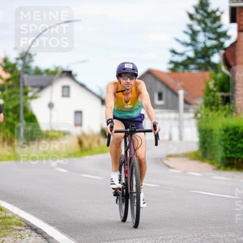 31.08.2025 - Elbe Triathlon Hamburg Michael Burmester http://msf.ph/oto/8686205 31.08.2025 14:17:49 Radfahren 155 meine-sportfotos.de