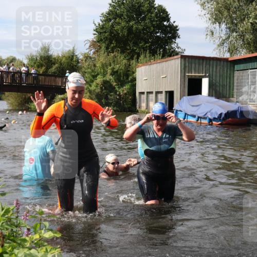 31.08.2025 - Elbe Triathlon Hamburg Luisa Fischer http://msf.ph/oto/8686207 31.08.2025 10:43:27 Schwimmen 1363, 1369, 1409, 1431, 1438, 1466, 1507 meine-sportfotos.de