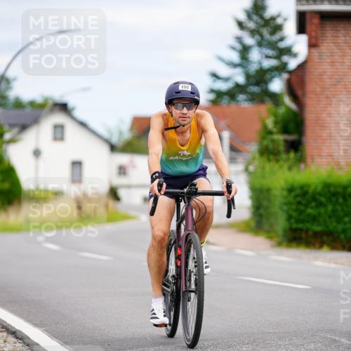 31.08.2025 - Elbe Triathlon Hamburg Michael Burmester http://msf.ph/oto/8686209 31.08.2025 14:17:49 Radfahren 155 meine-sportfotos.de