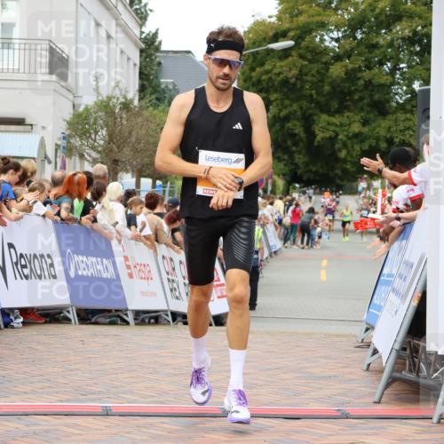 31.08.2025 - 21. Blankeneser Heldenlauf Strokosch-Dieckow http://msf.ph/oto/8686275 31.08.2025 11:59:58 Ziel 5346, 5804 meine-sportfotos.de