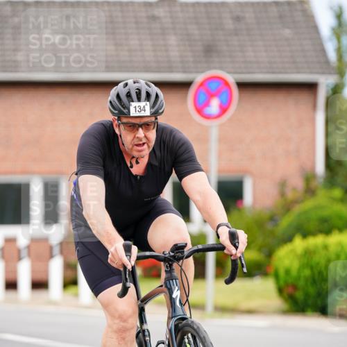 31.08.2025 - Elbe Triathlon Hamburg Michael Burmester http://msf.ph/oto/8686279 31.08.2025 14:19:12 Radfahren 134 meine-sportfotos.de