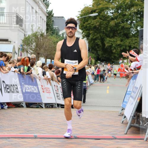 31.08.2025 - 21. Blankeneser Heldenlauf Strokosch-Dieckow http://msf.ph/oto/8686289 31.08.2025 11:59:58 Ziel 5346, 5804 meine-sportfotos.de