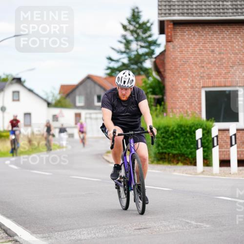 31.08.2025 - Elbe Triathlon Hamburg Michael Burmester http://msf.ph/oto/8686292 31.08.2025 14:19:20 Radfahren 151 meine-sportfotos.de