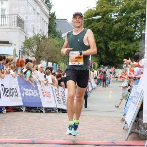 31.08.2025 - 21. Blankeneser Heldenlauf Strokosch-Dieckow http://msf.ph/oto/8686324 31.08.2025 11:59:55 Ziel 5346, 5804 meine-sportfotos.de