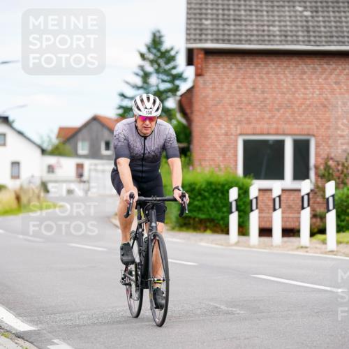 31.08.2025 - Elbe Triathlon Hamburg Michael Burmester http://msf.ph/oto/8686335 31.08.2025 14:19:52 Radfahren 158, 164 meine-sportfotos.de