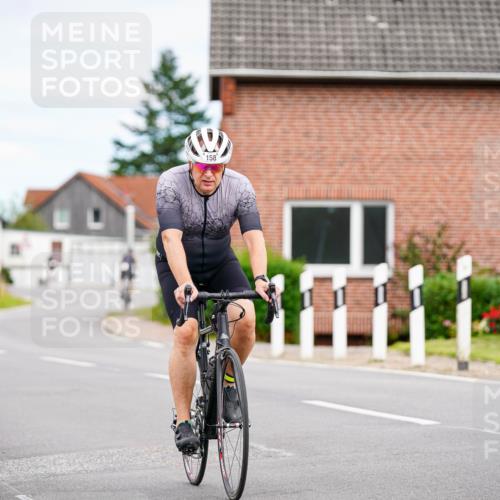 31.08.2025 - Elbe Triathlon Hamburg Michael Burmester http://msf.ph/oto/8686340 31.08.2025 14:19:52 Radfahren 158, 164 meine-sportfotos.de