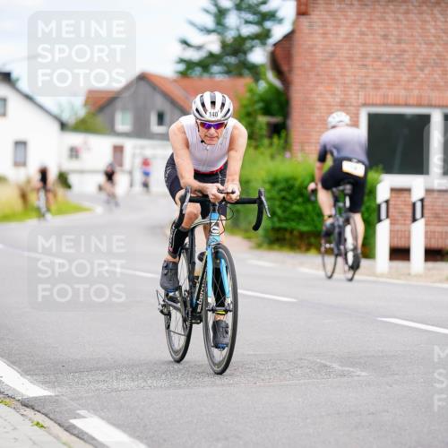 31.08.2025 - Elbe Triathlon Hamburg Michael Burmester http://msf.ph/oto/8686406 31.08.2025 14:22:12 Radfahren 140, 149, 152 meine-sportfotos.de