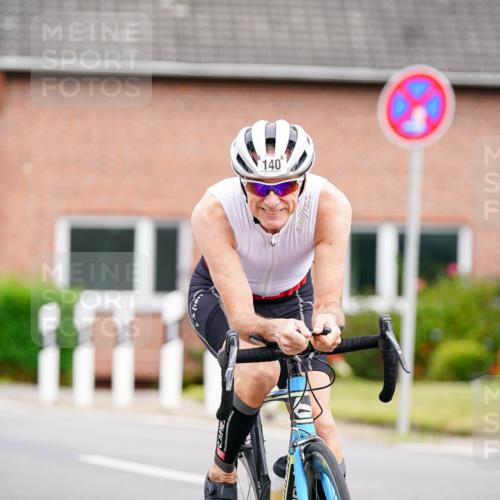 31.08.2025 - Elbe Triathlon Hamburg Michael Burmester http://msf.ph/oto/8686409 31.08.2025 14:22:12 Radfahren 140, 149, 152 meine-sportfotos.de