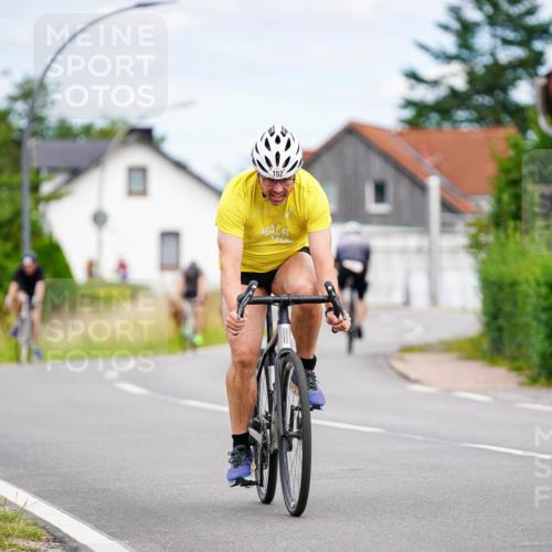 31.08.2025 - Elbe Triathlon Hamburg Michael Burmester http://msf.ph/oto/8686412 31.08.2025 14:22:15 Radfahren 125, 140, 149, 152 meine-sportfotos.de
