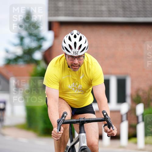 31.08.2025 - Elbe Triathlon Hamburg Michael Burmester http://msf.ph/oto/8686415 31.08.2025 14:22:16 Radfahren 125, 140, 149, 152 meine-sportfotos.de