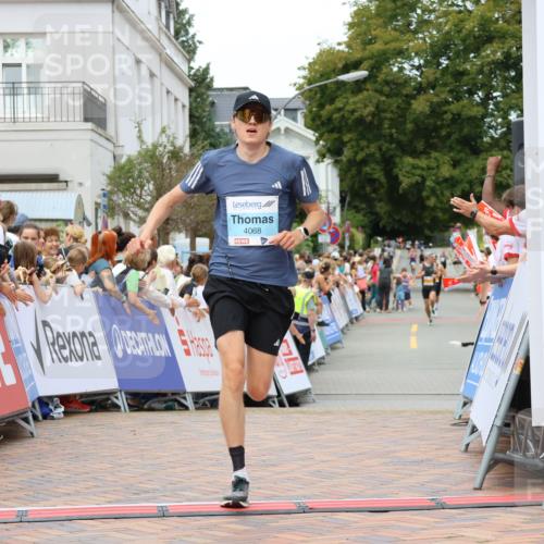 31.08.2025 - 21. Blankeneser Heldenlauf Strokosch-Dieckow http://msf.ph/oto/8686428 31.08.2025 11:59:45 Ziel 5694, 4068 meine-sportfotos.de