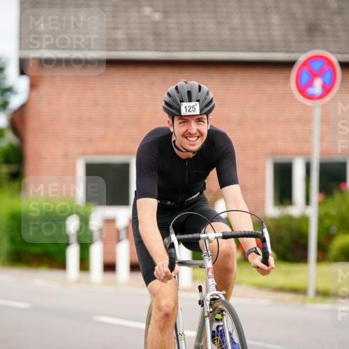 31.08.2025 - Elbe Triathlon Hamburg Michael Burmester http://msf.ph/oto/8686430 31.08.2025 14:22:22 Radfahren 125, 146, 149 meine-sportfotos.de