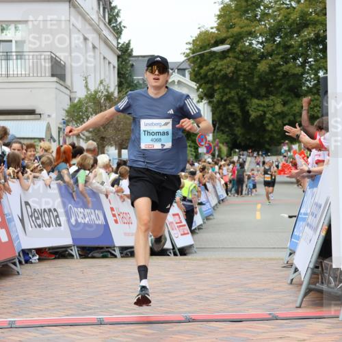 31.08.2025 - 21. Blankeneser Heldenlauf Strokosch-Dieckow http://msf.ph/oto/8686438 31.08.2025 11:59:45 Ziel 5694, 4068 meine-sportfotos.de