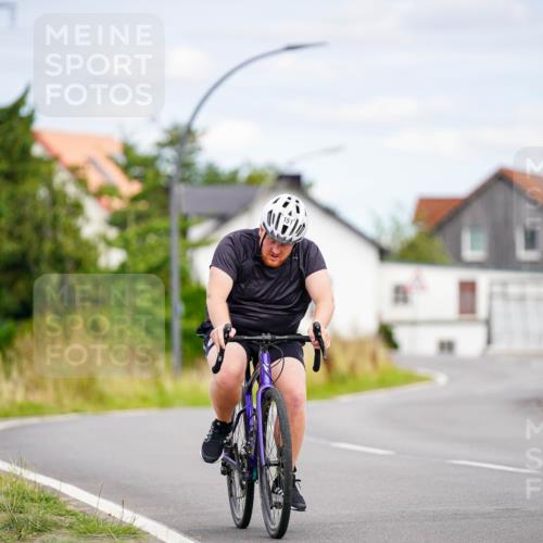 31.08.2025 - Elbe Triathlon Hamburg Michael Burmester http://msf.ph/oto/8686470 31.08.2025 14:25:14 Radfahren 151 meine-sportfotos.de