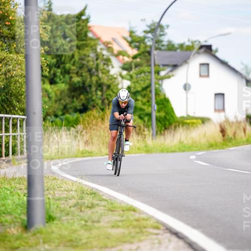 31.08.2025 - Elbe Triathlon Hamburg Michael Burmester http://msf.ph/oto/8686476 31.08.2025 14:32:45 Radfahren 160 meine-sportfotos.de