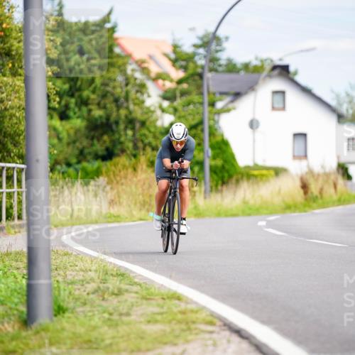 31.08.2025 - Elbe Triathlon Hamburg Michael Burmester http://msf.ph/oto/8686480 31.08.2025 14:32:45 Radfahren 160 meine-sportfotos.de