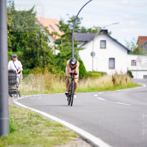 31.08.2025 - Elbe Triathlon Hamburg Michael Burmester http://msf.ph/oto/8686508 31.08.2025 14:36:27 Radfahren 133 meine-sportfotos.de