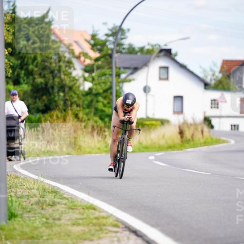 31.08.2025 - Elbe Triathlon Hamburg Michael Burmester http://msf.ph/oto/8686512 31.08.2025 14:36:27 Radfahren 133 meine-sportfotos.de