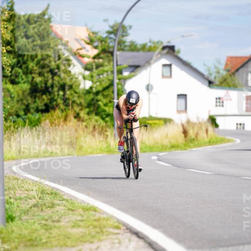 31.08.2025 - Elbe Triathlon Hamburg Michael Burmester http://msf.ph/oto/8686602 31.08.2025 14:40:34 Radfahren  meine-sportfotos.de